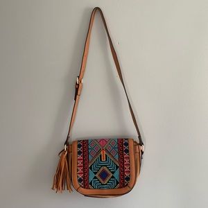 A brown shoulder bag with three pockets🤩NEW